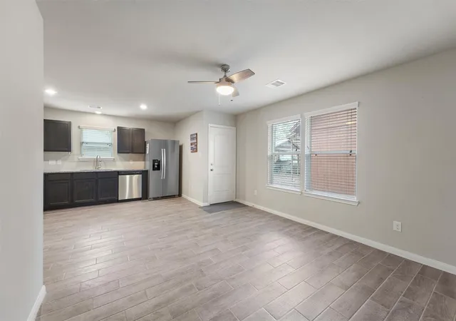 5th image of 114 Hickory Nut St, Livingston, TX 77351 | MLS# 59547090