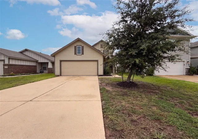 1st image of 40828 Mostyn Hill Dr, Magnolia, TX 77354 | MLS# 95220872