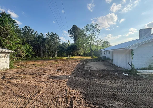 4th image of 2059 State Hwy 19 S, Crockett, TX 75835 | MLS# 92204765