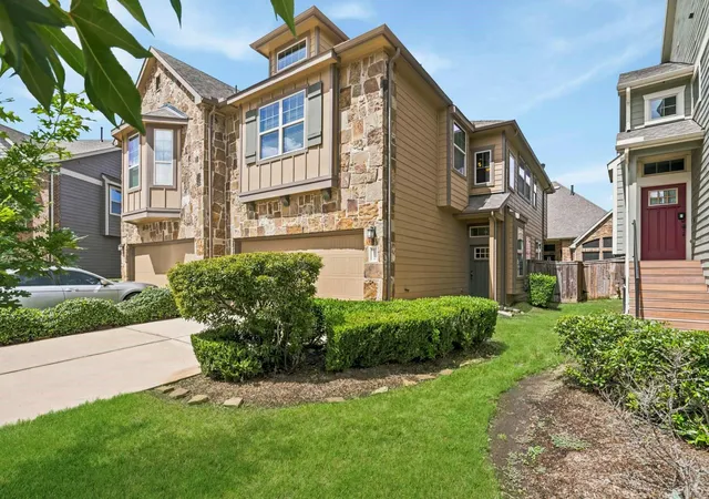 Photo 3 of Townhouse for sale at 12115 San Luca St, Richmond, TX 77406 | MLS# 64800585 | Listing updated on 2026-08-27