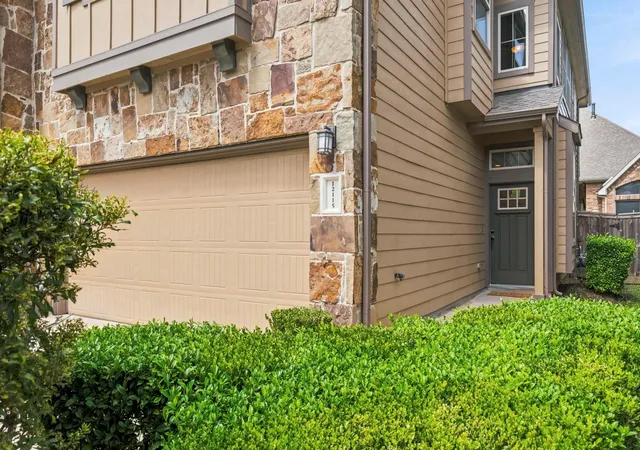 Photo 4 of Townhouse for sale at 12115 San Luca St, Richmond, TX 77406 | MLS# 64800585 | Listing updated on 2026-08-27