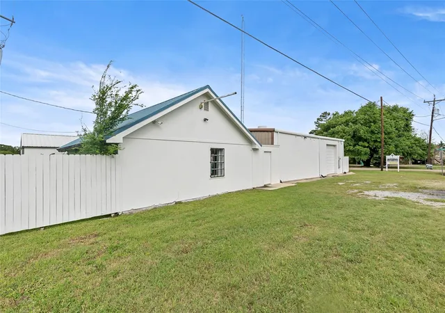 Homes for sale in Madisonville, TX | 210 & 212 S Tammye Ln, Madisonville, TX 77864 | MLS# 14411037