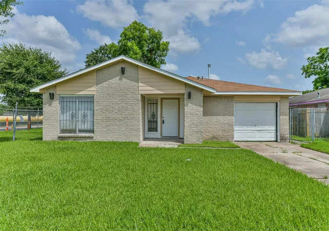 Photo 1 of Single family home for sale at 12203 Cape Hyannis Dr, Houston, TX 77048 | MLS# 80819198 | Listing updated on 2026-08-31