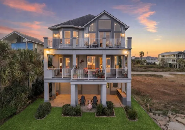 Photo 3 of Single family home for sale at 1406 Todville Rd, Seabrook, TX 77586 | MLS# 52889760 | Listing updated on 2026-09-09
