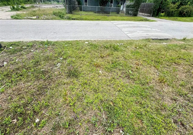 Photo 4 of Land for sale at 9016 Sherburne St, Houston, TX 77016 | MLS# 95436844 | Listing updated on 2026-07-08