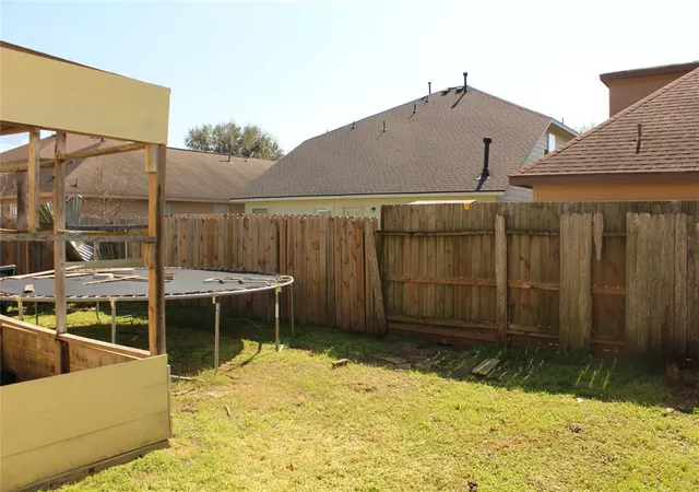 Photo 3 of Sale Pending at 3819 Aurora Mist Ln, Houston, TX 77053 | MLS# 85605286 | Listing updated on 2026-08-26