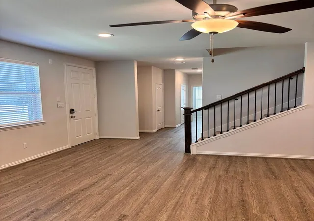 5th image of 7123 Elgin St, Pearland, TX 77584 | MLS# 89901653