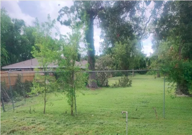 Photo 3 of Land for sale at 5609 Pickfair St, Houston, TX 77026 | MLS# 65282271 | Listing updated on 2026-08-17
