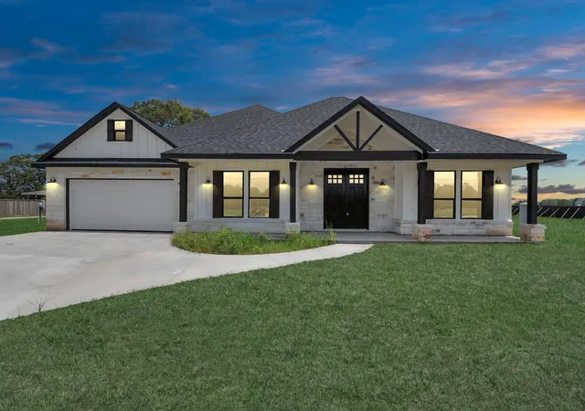 Photo 1 of Single family home for sale at 643 Lone Star Trl, Angleton, TX 77515 | MLS# 24556843 | Listing updated on 2026-08-25