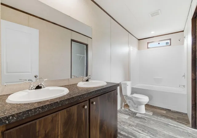 Photo 3 of Single family home for sale at 148 Cr Rd 2198, Cleveland, TX 77327 | MLS# 2515302 | Listing updated on 2026-08-30