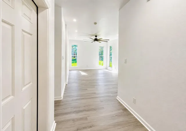 3rd image of 1010 Linden St, La Marque, TX 77568 | MLS# 10540163