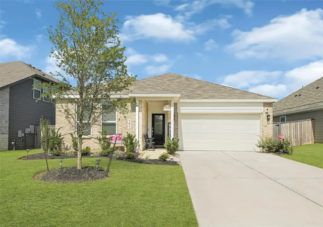 1st image of 782 Falling Cave Dr, Willis, TX 77378 | MLS# 72966882