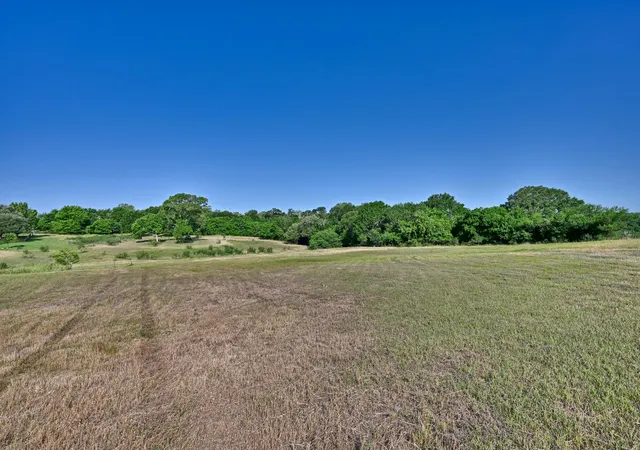 1st image of 2917 Twisted Oak Dr, Brenham, TX 77833 | MLS# 40473115