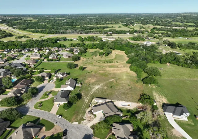 2nd image of 2917 Twisted Oak Dr, Brenham, TX 77833 | MLS# 40473115