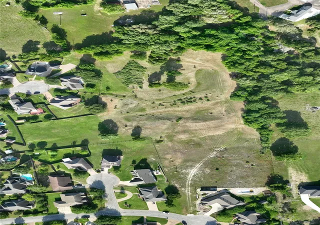 5th image of 2917 Twisted Oak Dr, Brenham, TX 77833 | MLS# 40473115