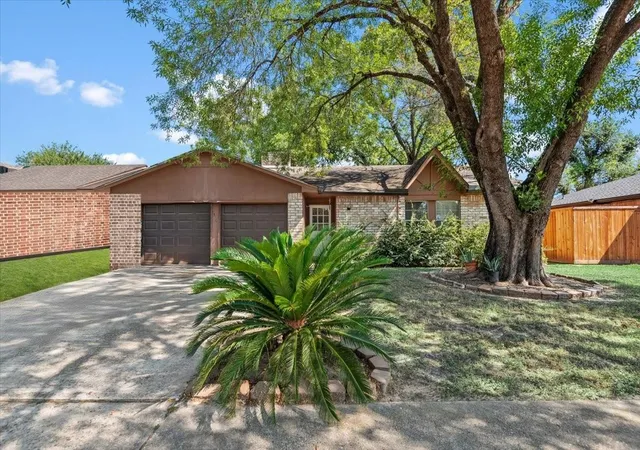 Photo 1 of Single family home for sale at 7510 Bubbling Spring Ln, Houston, TX 77086 | MLS# 66658340 | Listing updated on 2026-07-13