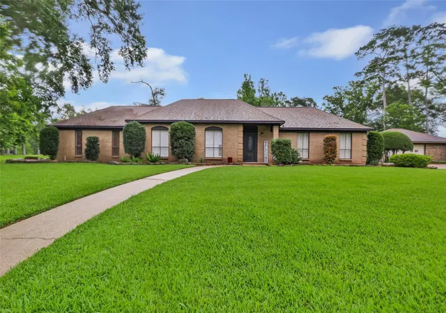 1st image of 30 Little John Ln, Dayton, TX 77535 | MLS# 43219014