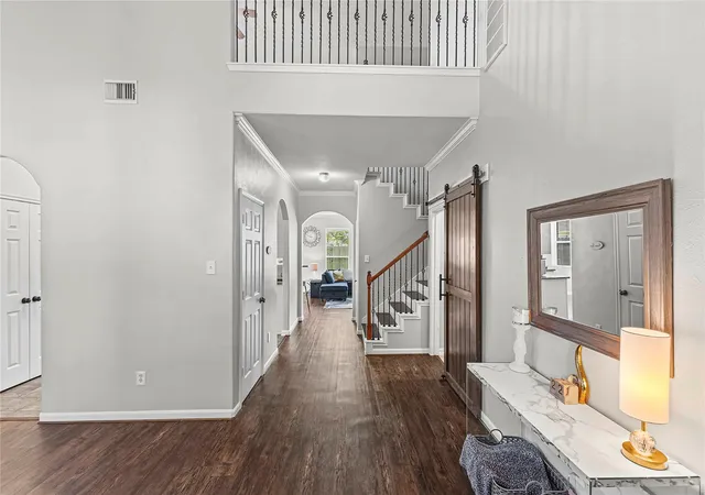 Photo 3 of Single family home for sale at 2701 Shallow Fls Ct, Pearland, TX 77584 | MLS# 59148557 | Listing updated on 2026-09-17