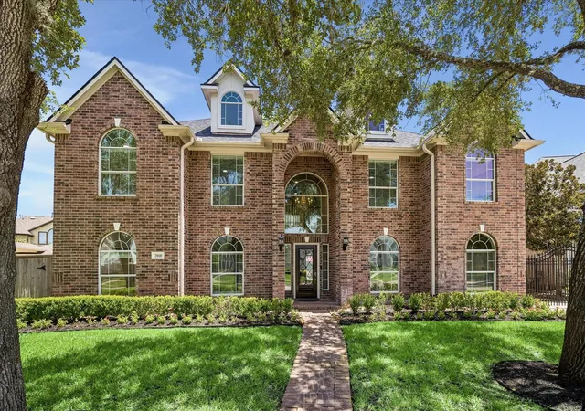 1st image of 2010 Shepherds Pl, Sugar Land, TX 77479 | MLS# 35680877