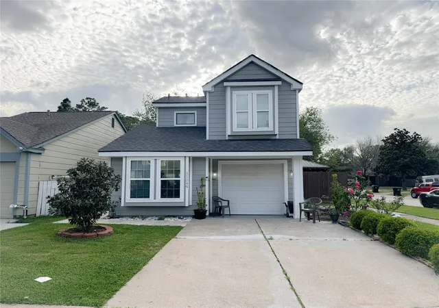 Photo 1 of Single family home for sale at 11549 Springshire Dr, Houston, TX 77066 | MLS# 29129034 | Listing updated on 2026-04-03