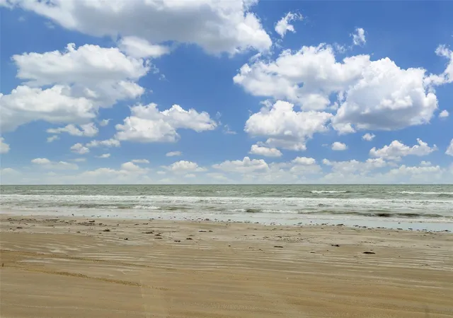 9th image of 3010 Blue Water Hwy, Freeport, TX 77541 | MLS# 32789783
