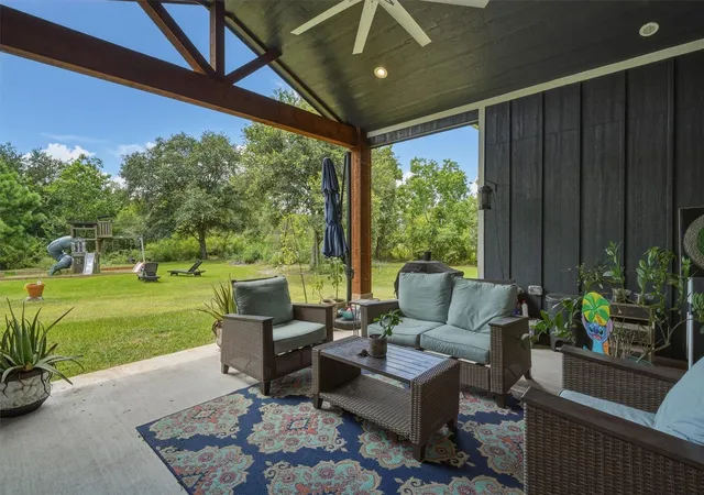 1st image of 6115 San Leon Dr, Dickinson, TX 77539 | MLS# 57137231