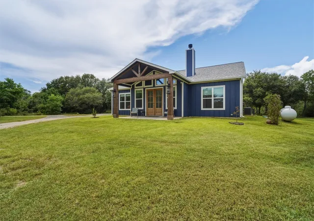 4th image of 6115 San Leon Dr, Dickinson, TX 77539 | MLS# 57137231