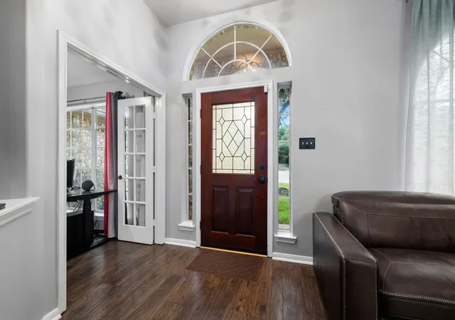 Photo 3 of Single family home for sale at 20102 Pinehaven Ln, Spring, TX 77379 | MLS# 70131030 | Listing updated on 2026-09-19