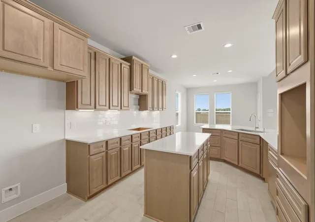 3rd image of 4522 Whisperwood Dr, Rosenberg, TX 77471 | MLS# 82023707