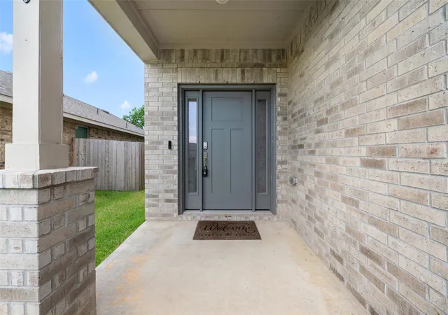 Homes for sale in Dickinson, TX | 4414 W Bayou Maison Cir, Dickinson, TX 77539 | MLS# 32594391