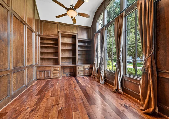 4th image of 2400 Avalon Pl, Houston, TX 77019 | MLS# 9732649