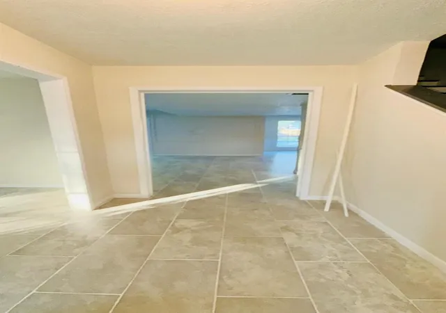 4th image of 25514 Lynbriar Ln, Spring, TX 77373 | MLS# 74159147