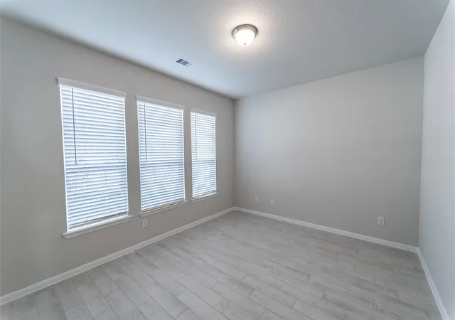 2nd image of 8603 Jade Hill Dr, Iowa Colony, TX 77583 | MLS# 75120609