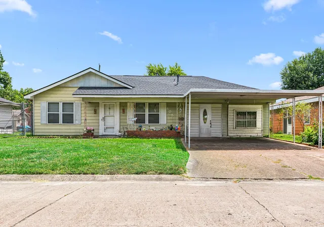 1st image of 608 Alta Vista Dr, Pasadena, TX 77502 | MLS# 69566933