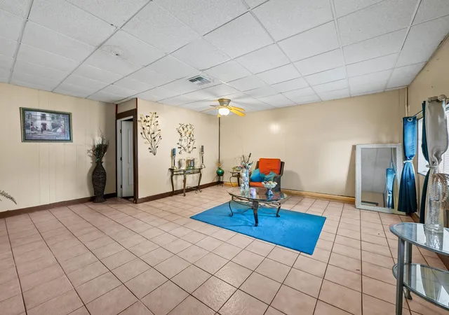 4th image of 608 Alta Vista Dr, Pasadena, TX 77502 | MLS# 69566933