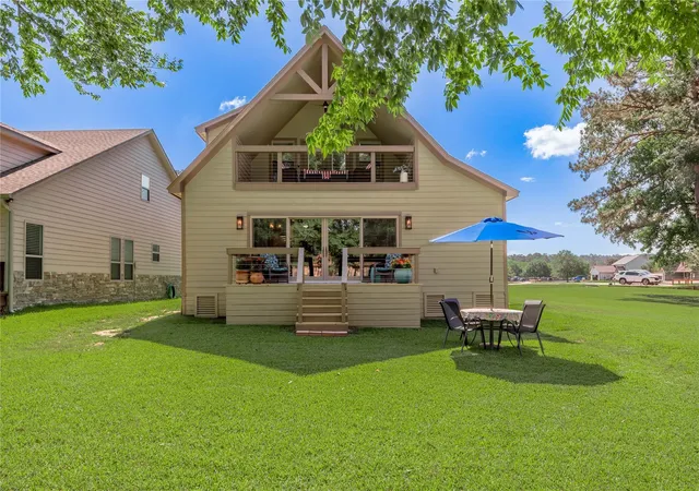 Homes for sale in Huntsville, TX | 16 Wildwood Lake Dr, Huntsville, TX 77340 | MLS# 2224047