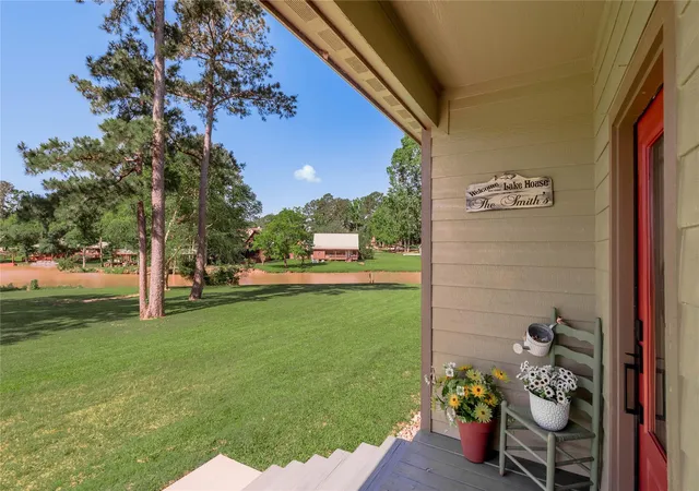 Homes for sale in Huntsville, TX | 16 Wildwood Lake Dr, Huntsville, TX 77340 | MLS# 2224047