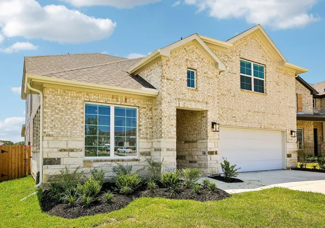 Photo 2 of Sale Pending at 313 Pine Bay Ln, Montgomery, TX 77316 | MLS# 91668283 | Listing updated on 2026-08-25