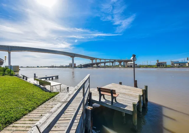 2nd image of 109 County Road 230, Bay City, TX 77414 | MLS# 10240273