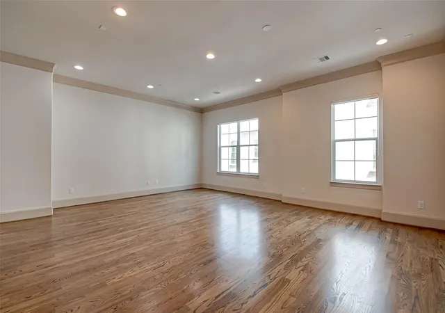 4th image of 4031 Bellefontaine St St #127, Houston, TX 77025 | MLS# 82359326