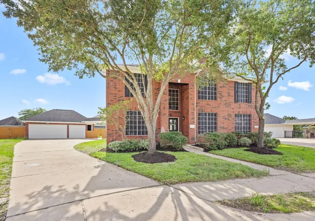 3rd image of 15203 Thistlebridge Ct, Cypress, TX 77429 | MLS# 79749552