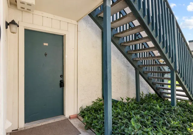 Homes for sale in Webster, TX | 250 El Dorado Blvd #259, Webster, TX 77598 | MLS# 90676516
