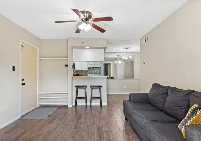 4th image of 250 El Dorado Blvd #259, Webster, TX 77598 | MLS# 90676516