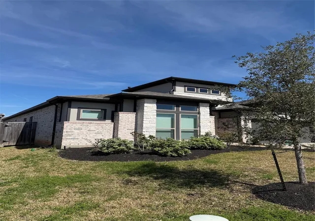 Photo 3 of Single family home for sale at 23609 Olive Crk Ln, New Caney, TX 77357 | MLS# 2928267 | Listing updated on 2026-09-06