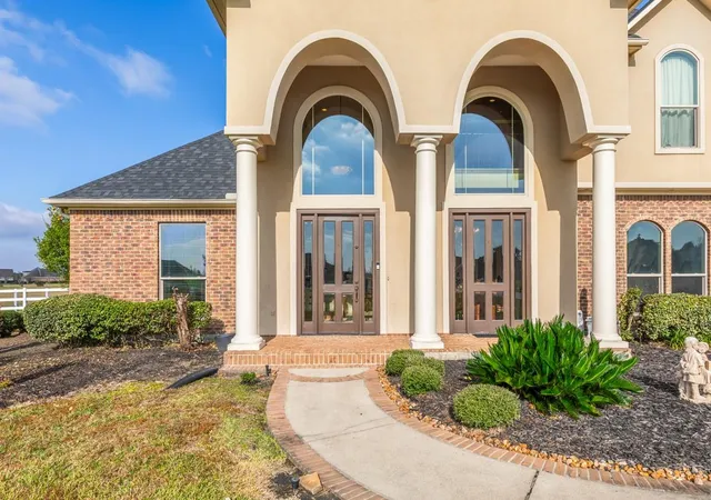 Homes for sale in Beaumont, TX | 10940 Sheila Ct, Beaumont, TX 77705 | MLS# 92544050