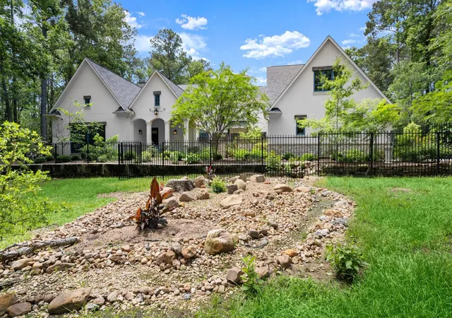 2nd image of 129 Stagecoach Cir, Huntsville, TX 77340 | MLS# 38224712