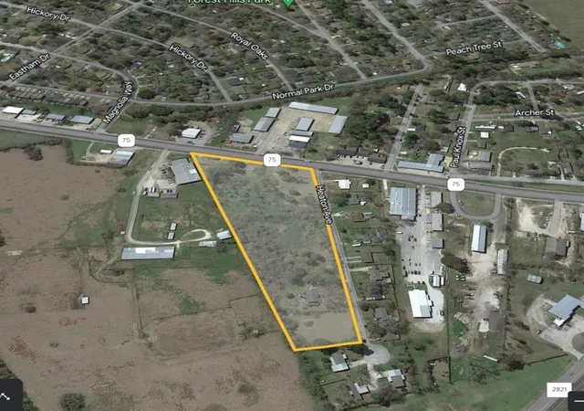 Photo 3 of Land for sale at 109 Heaton Ave, Huntsville, TX 77320 | MLS# 36737098 | Listing updated on 2026-07-24