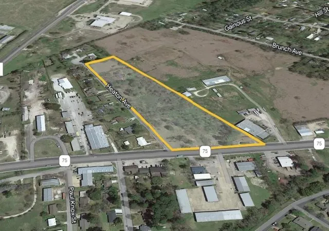 Photo 4 of Land for sale at 109 Heaton Ave, Huntsville, TX 77320 | MLS# 36737098 | Listing updated on 2026-07-24
