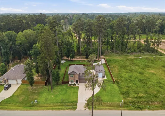 3rd image of 3007 Roman Forest Blvd, New Caney, TX 77357 | MLS# 67506641