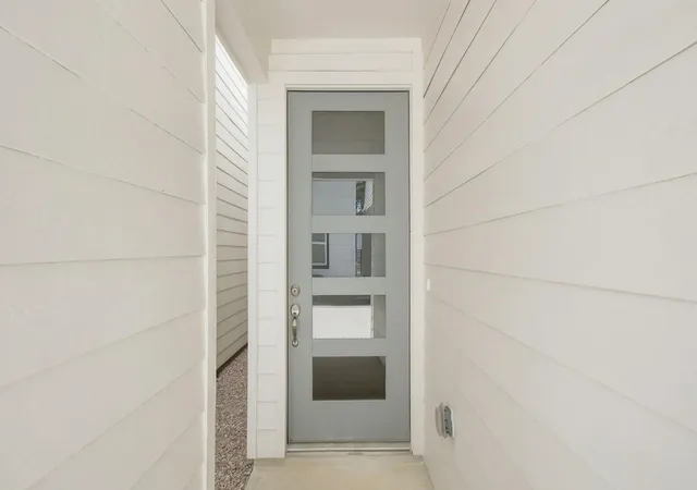 4th image of 6051 Cebra St, Houston, TX 77091 | MLS# 49325271